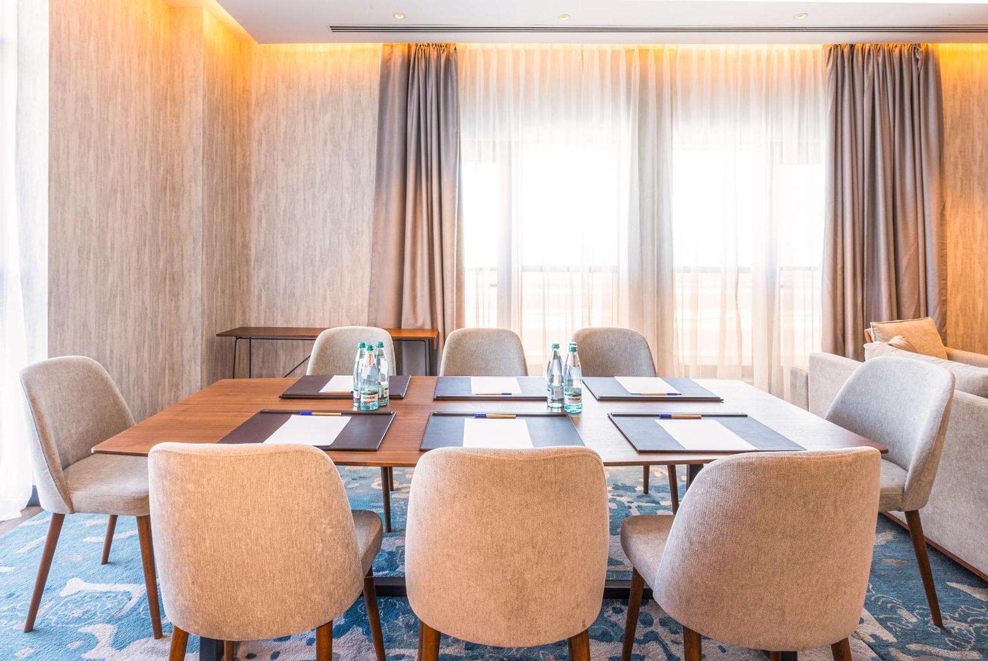 Hilton Garden Inn Samarkand Afrosiyob Buitenkant foto