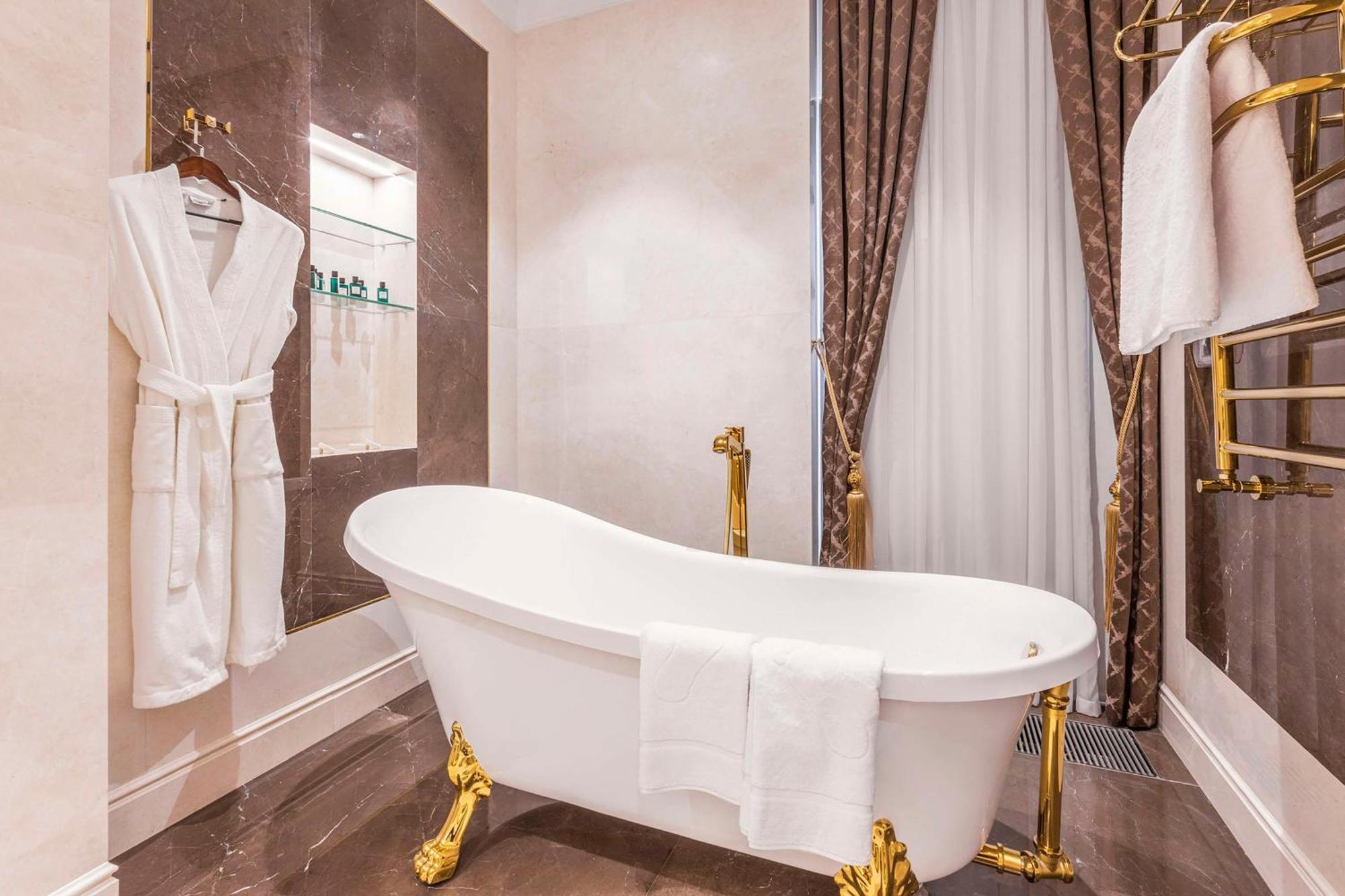 Hilton Garden Inn Samarkand Afrosiyob Buitenkant foto